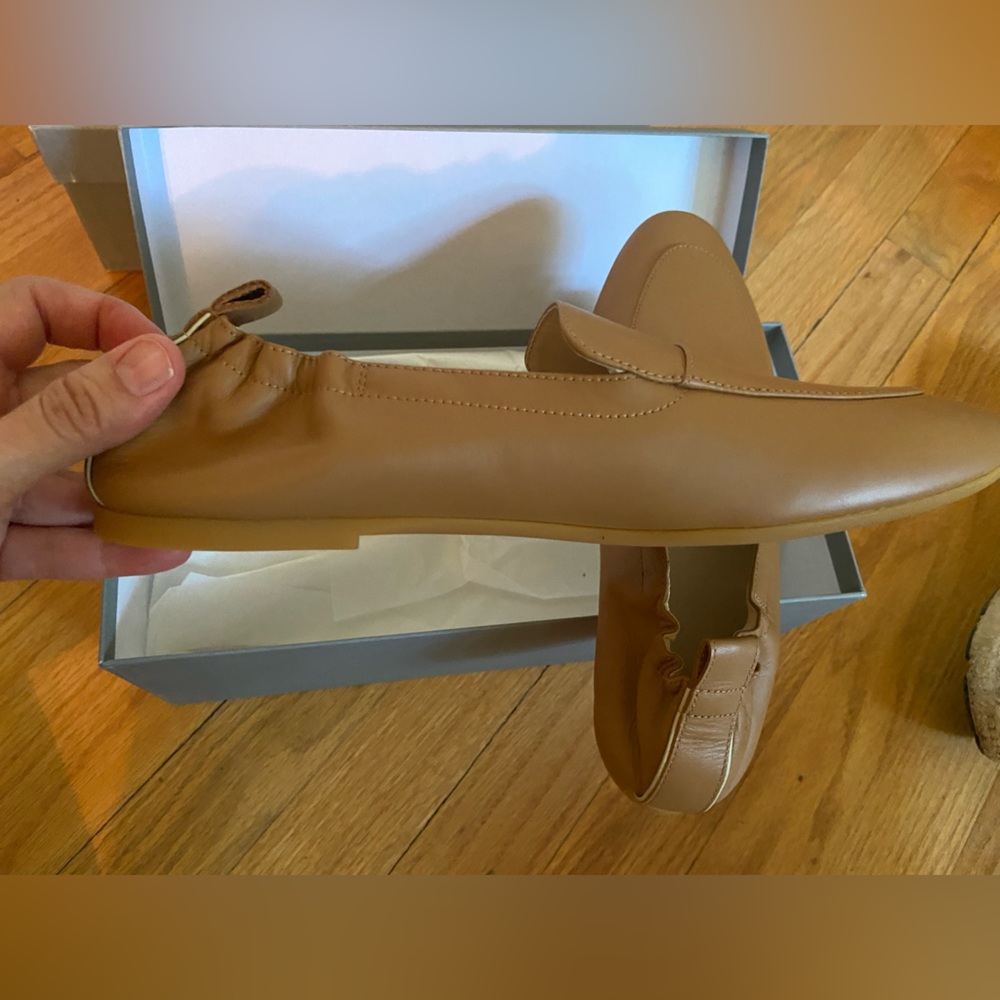 Everlane flats. - Picture 4 of 4